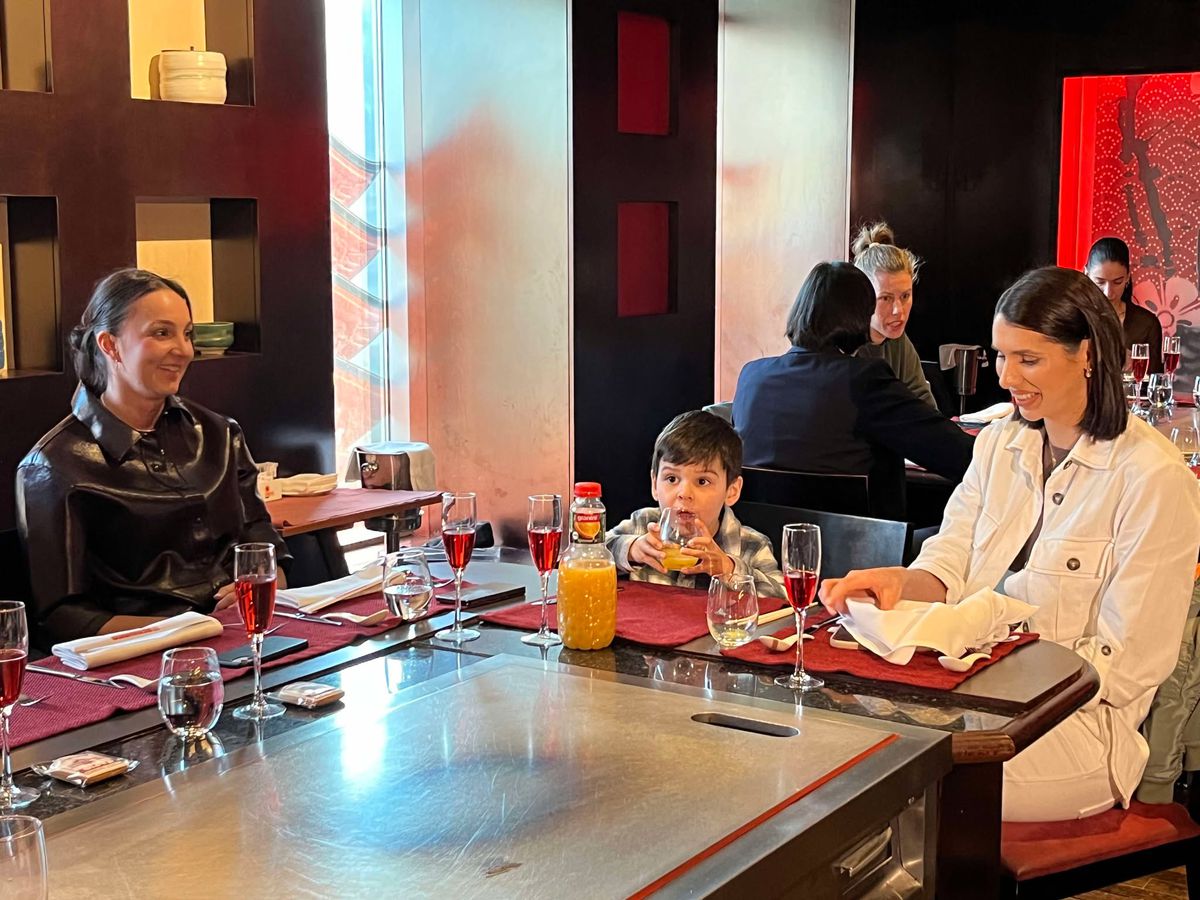 Sportivele clubului Rapid au sărbătorit Ziua Femeii într-un mod inedit: „Este pentru prima oară când îmi cunosc toate colegele din club!”