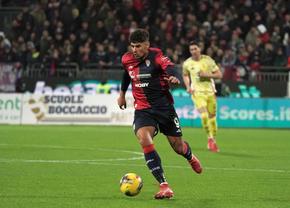 Cagliari - Genoa, duelul românilor din Serie A, s-a terminat indecis » Florinel Coman s-a accidentat și a părăsit terenul în minutul 30