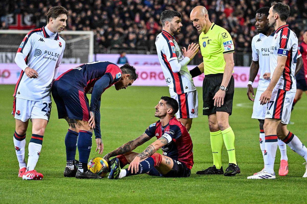 Se umple infirmeria! Noi probleme pentru Mircea Lucescu: Florinel Coman s-a accidentat în Cagliari - Genoa