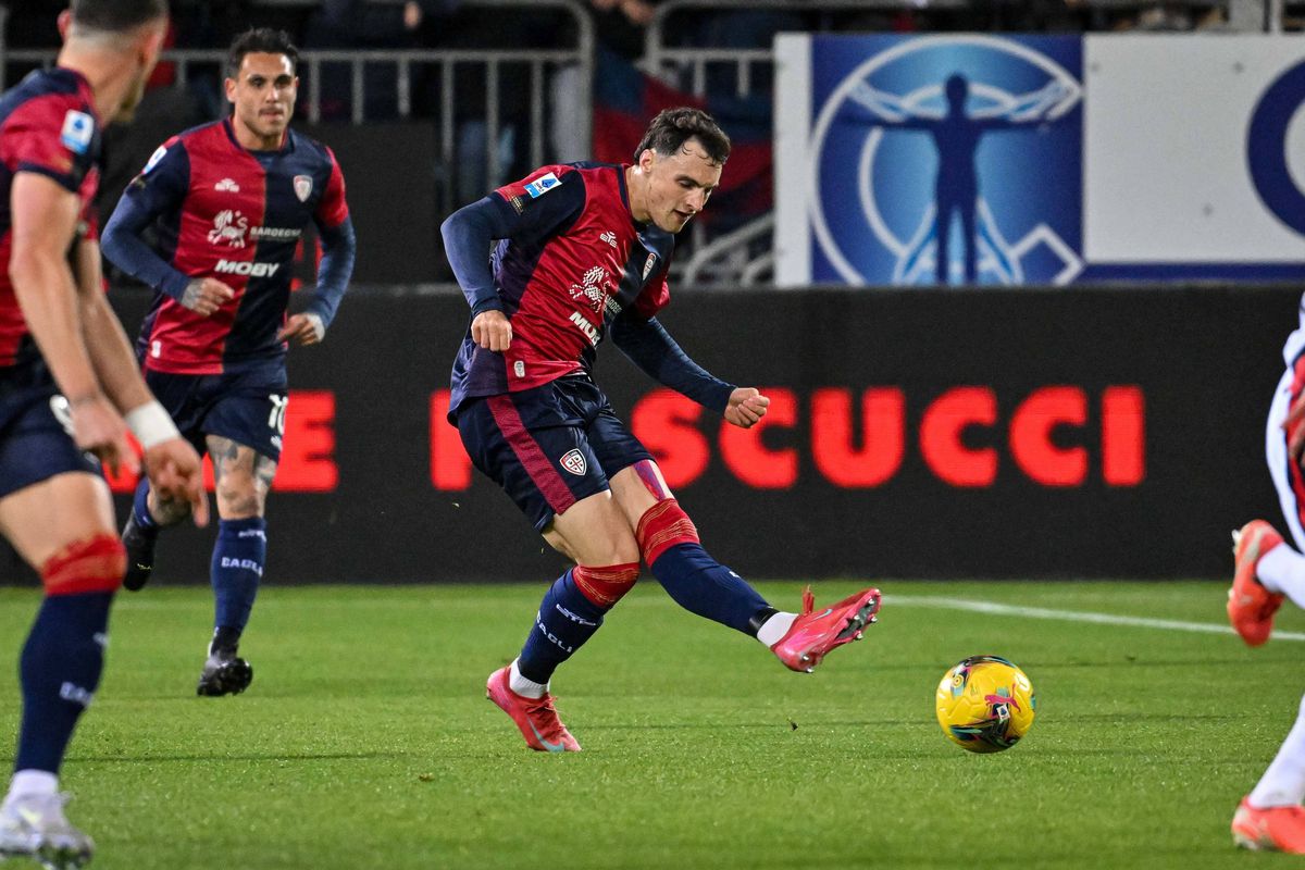 Se umple infirmeria! Noi probleme pentru Mircea Lucescu: Florinel Coman s-a accidentat în Cagliari - Genoa