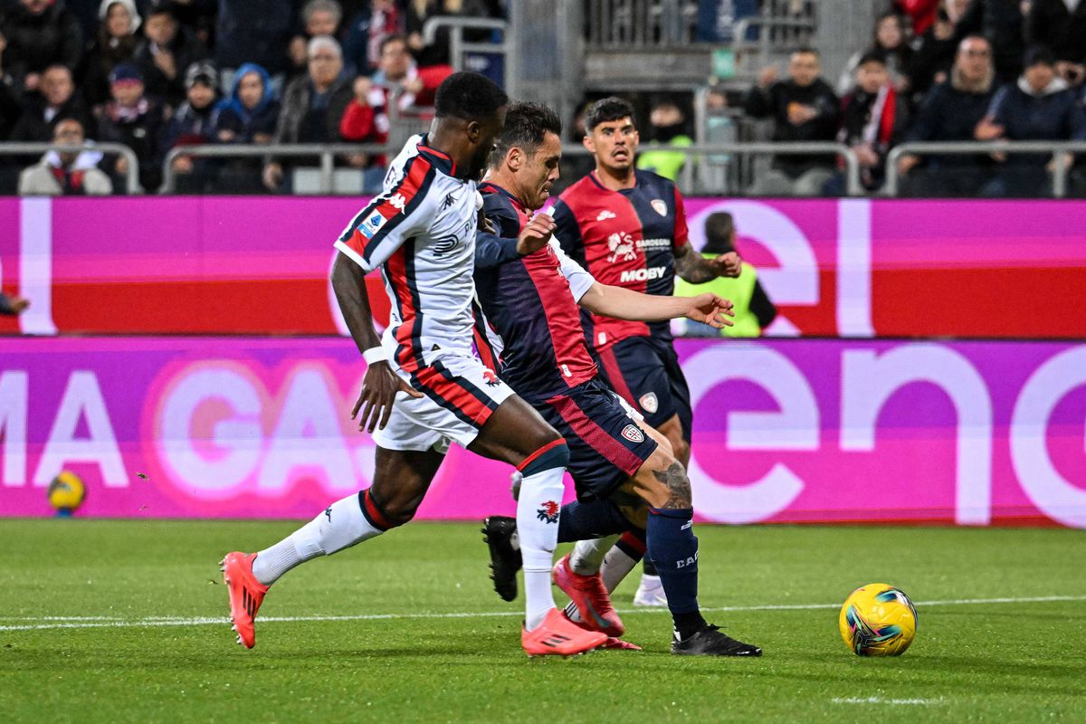 Se umple infirmeria! Noi probleme pentru Mircea Lucescu: Florinel Coman s-a accidentat în Cagliari - Genoa