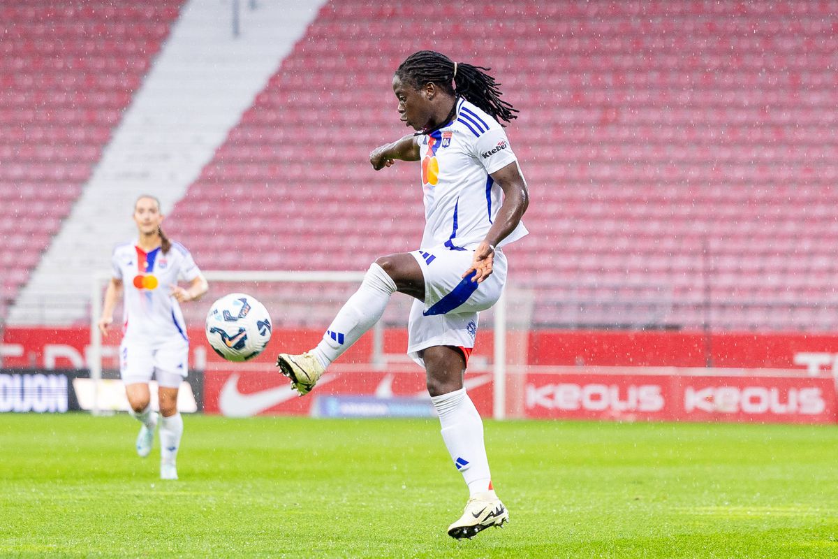 Fotbalista Tabitha Chawinga a fost obligată să se dezbrace pe teren pentru a demonstra că este femeie » Declarația cutremurătoare: „M-ar fi putut ucide? M-am simțit umilită”