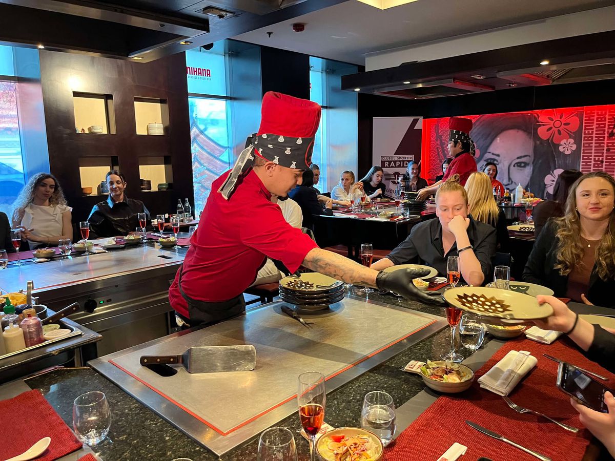 Sportivele clubului Rapid au sărbătorit Ziua Femeii într-un mod inedit: „Este pentru prima oară când îmi cunosc toate colegele din club!”