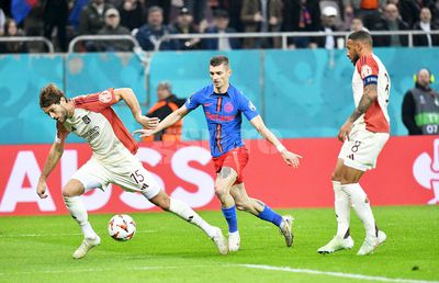 Fostul fundaș al Stelei vine cu o altfel de analiză după FCSB - Lyon: „Mai multă prudență! Temporizare, calm!”