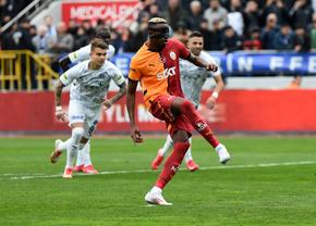 Victor Osimhen îi poate da marea lovitură lui Napoli: „Mi-a spus că merge acolo”