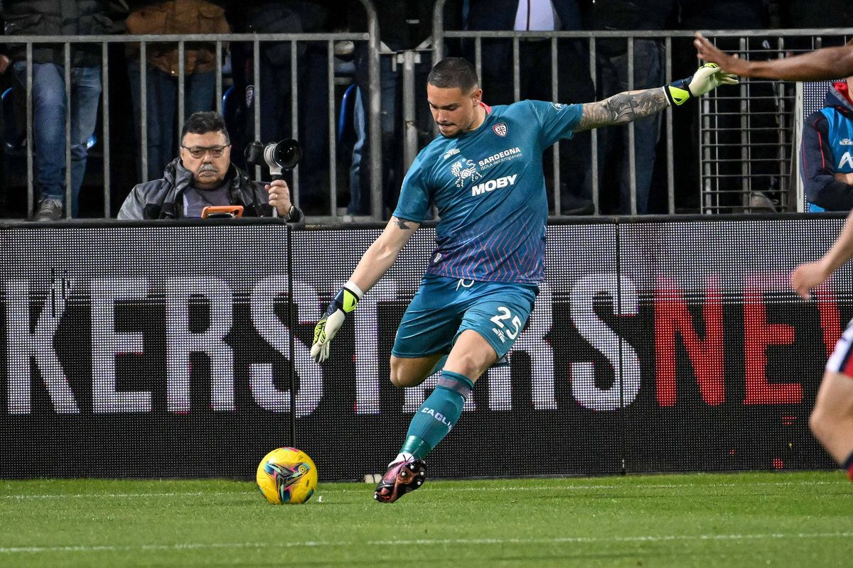 Cagliari - Genoa, cu Florinel Coman titular // 07.03.2025