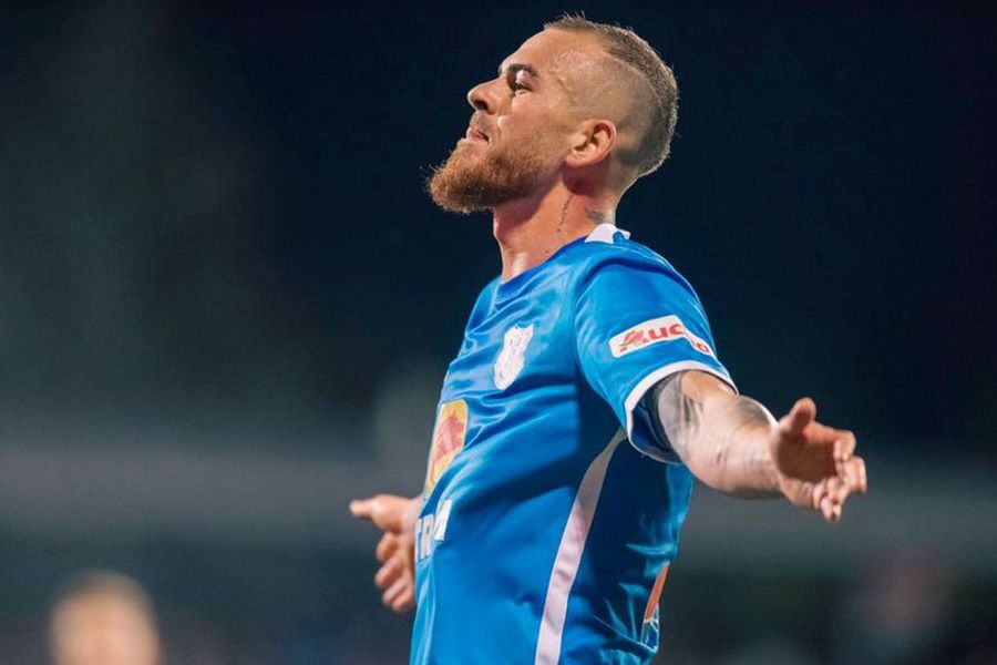 Denis Alibec // FOTO: Imago Denis Alibec, convins să semneze! Decizia atacantului dorit de Rapid și Craiova