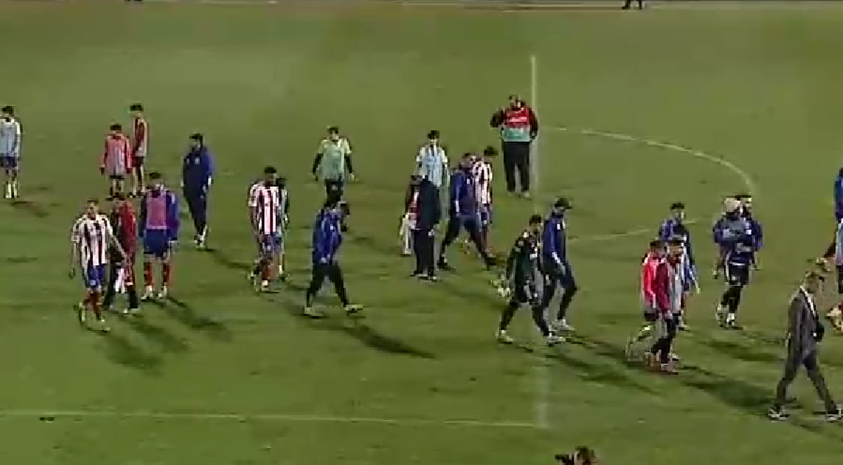 Suporterii s-au revoltat la finalul partidei