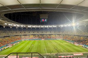 Echipe de start la FCSB - U Cluj » Darius Olaru, OUT! Imagini și informații în timp real de la Arenă