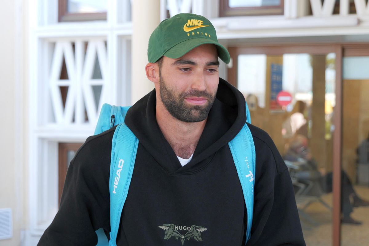 Revenirea tenismenului Adrian Boitan în România, după săptămâna trăită în panică în Emirate: imagini surprinse de GSP pe Aeroportul Băneasa