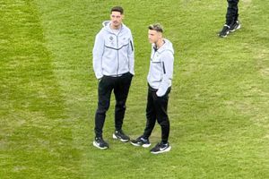 Echipe de start la FCSB - U Cluj » Darius Olaru, OUT! Imagini și informații în timp real de la Arenă