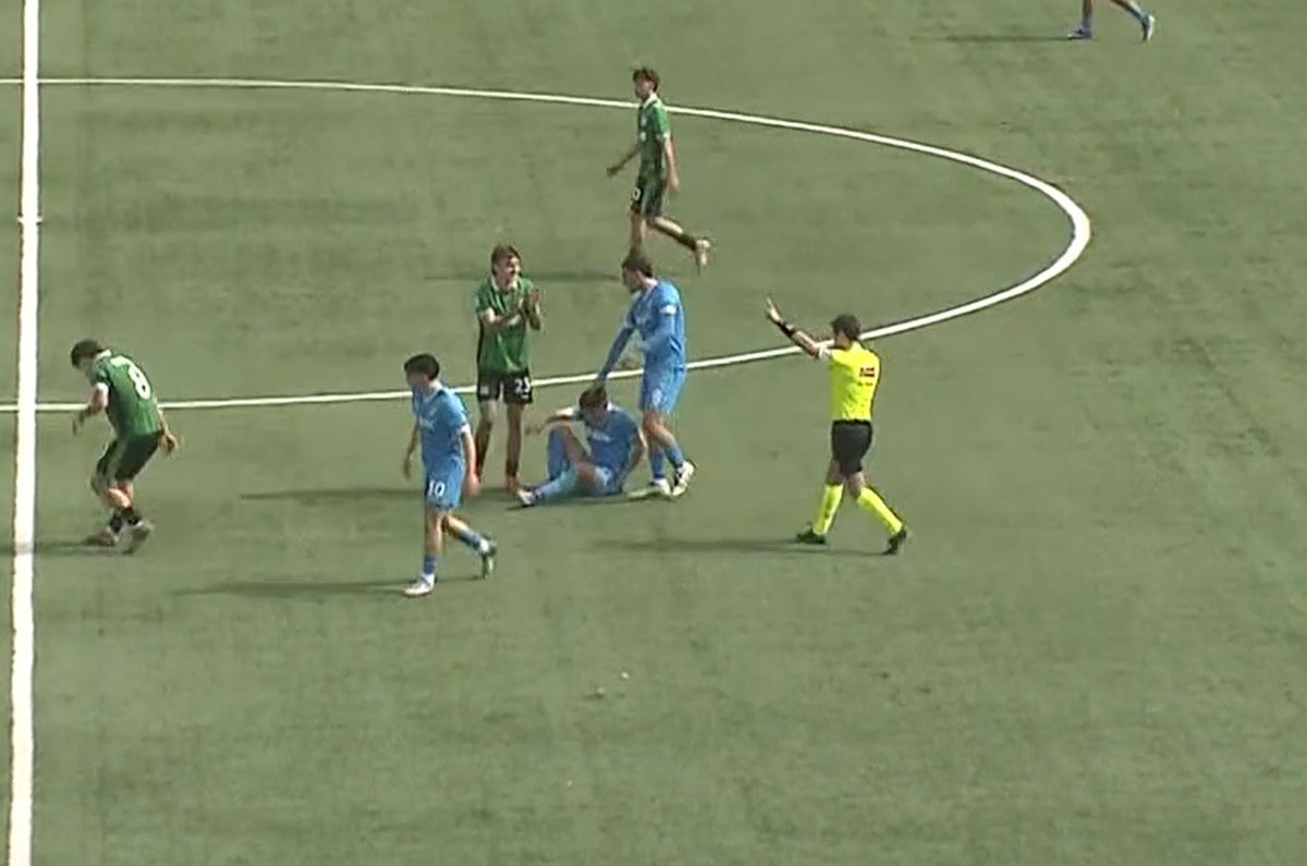 Ganea 2.0! Scene scandaloase cu internaționalul român » La 18 ani, i-a băgat mâinile în gât arbitrului! Clubul anunță măsuri severe