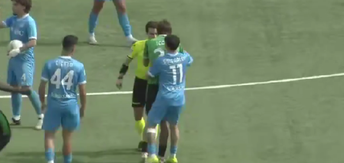 Ganea 2.0! Scene scandaloase cu internaționalul român » La 18 ani, i-a băgat mâinile în gât arbitrului! Clubul anunță măsuri severe