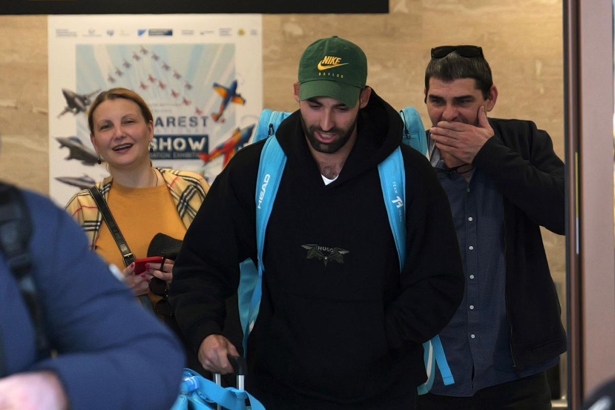 Revenirea tenismenului Adrian Boitan în România, după săptămâna trăită în panică în Emirate: imagini surprinse de GSP pe Aeroportul Băneasa