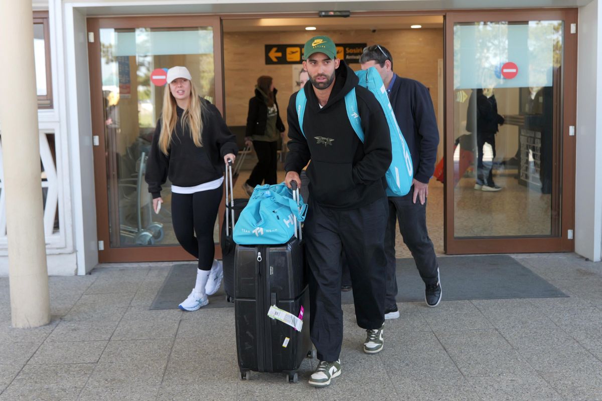 Revenirea tenismenului Adrian Boitan în România, după săptămâna trăită în panică în Emirate: imagini surprinse de GSP pe Aeroportul Băneasa