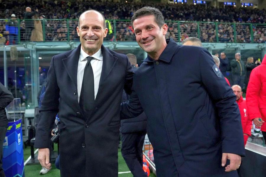 Massimiliano Allegri a câștigat ambele manșe ale duelului cu Cristi Chivu. de fiecare dată a fost 1-0 pentru Milan contra lui Inter / Foto: Imago Images Agitație mare după ce s-a anunțat plecarea lui Conte » Ce se va întâmpla cu Allegri și ce variante are Napoli