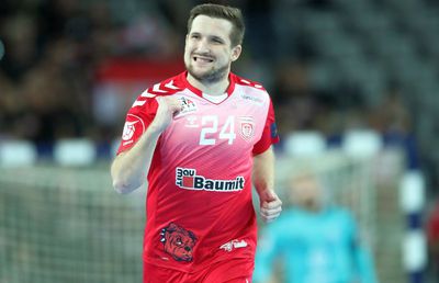 Pleacă după 8 sezoane! Dinamo pierde un jucător emblematic » Unde va juca din vară