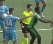 Internaționalul de juniori Troy Tomșa este eliminat și îi bagă mâinile în gât arbitrului