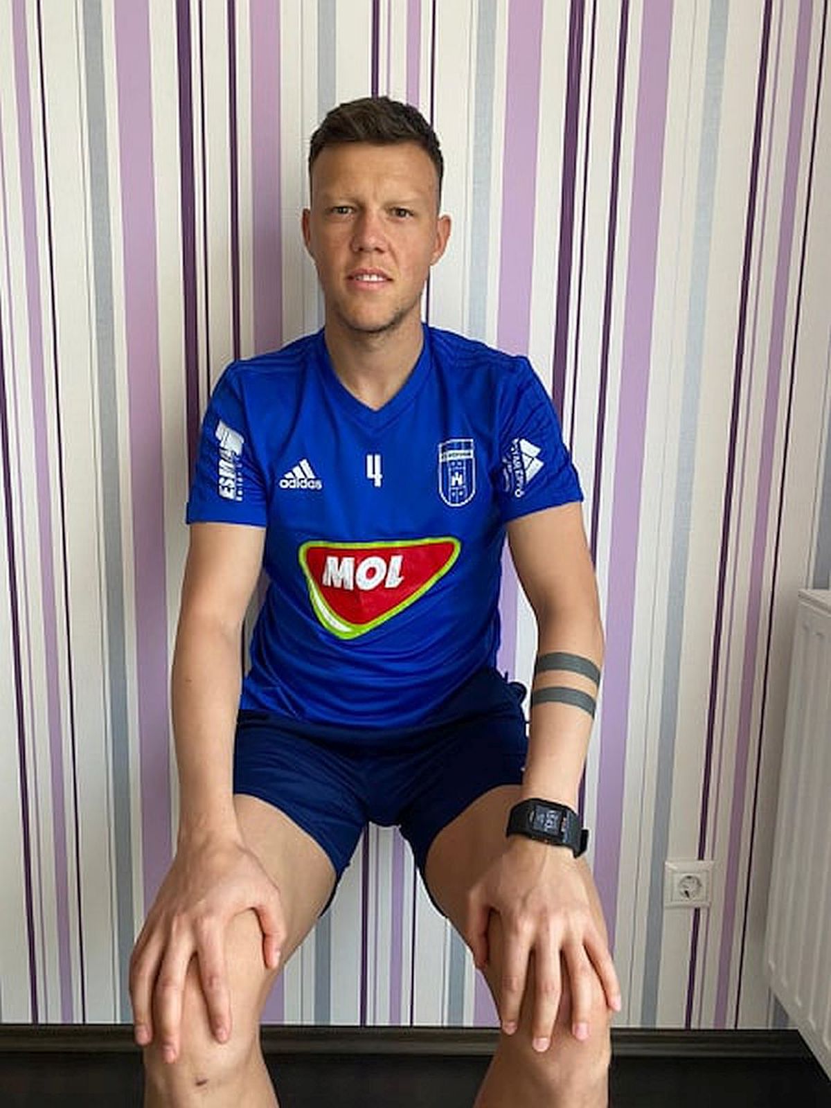 COVID-19. EXCLUSIV Adrian Rus povestește cum au procedat ungurii de la MOL Vidi: „Ne-au dat ceas și bandă de alergat. Ne monitorizează postările pe facebook”