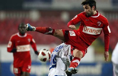 EXCLUSIV Un fost fotbalist de la Dinamo despre viața de fotbalist din Belarus: „Nu pot refuza să joc”