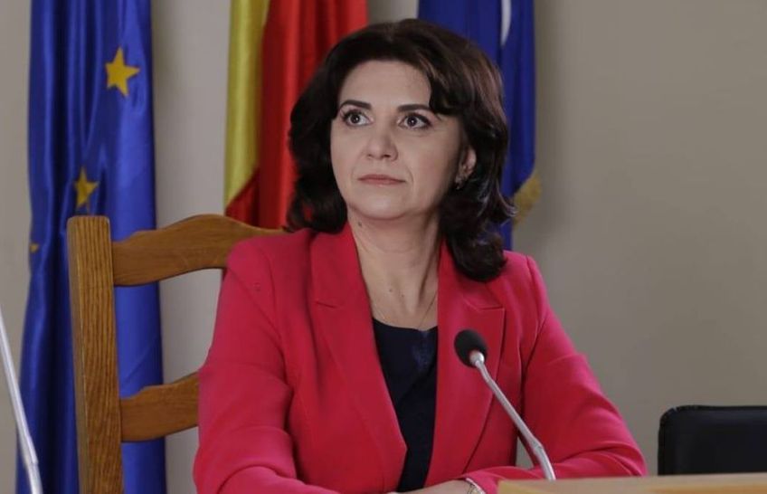 Monica Anisie este ministrul Educației și Cercetării al României din 4 noiembrie 2019