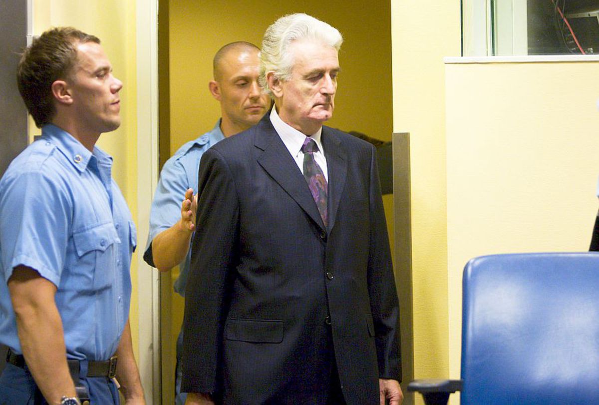 Un episod uitat despre Radomir Antic » A sărit în apărarea lui Radovan Karadzic: „Ești un fascist!”