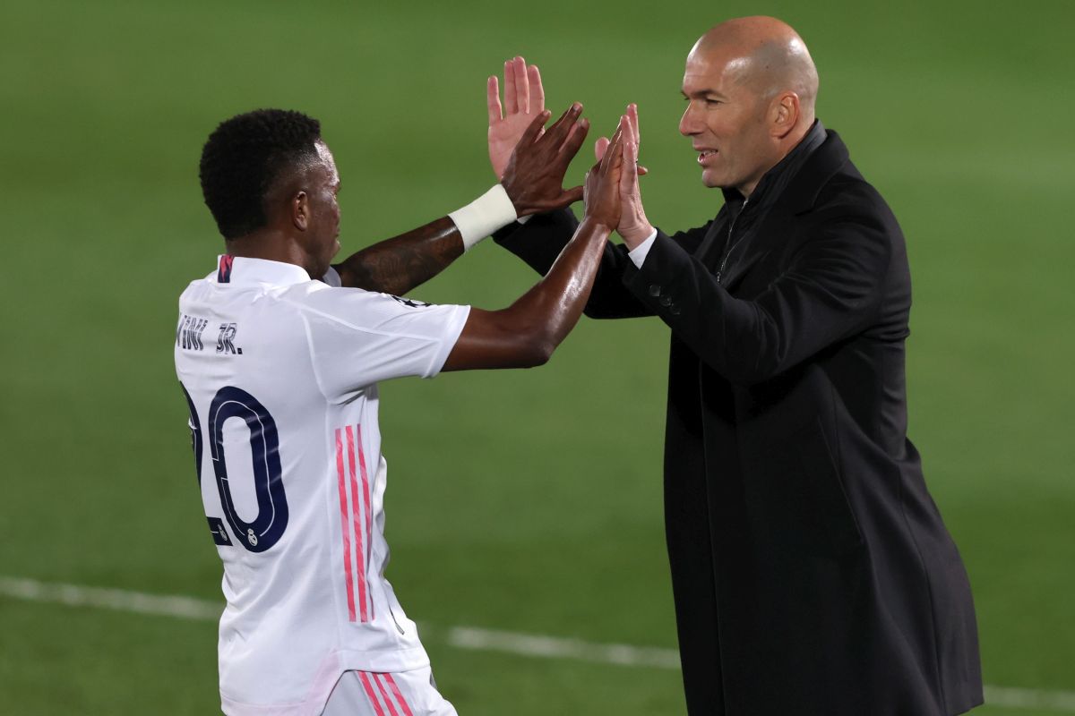 „Ceea ce fac e extraordinar!” » Discursul lui Zinedine Zidane după Real Madrid - Liverpool 3-1 + pe cine a lăudat