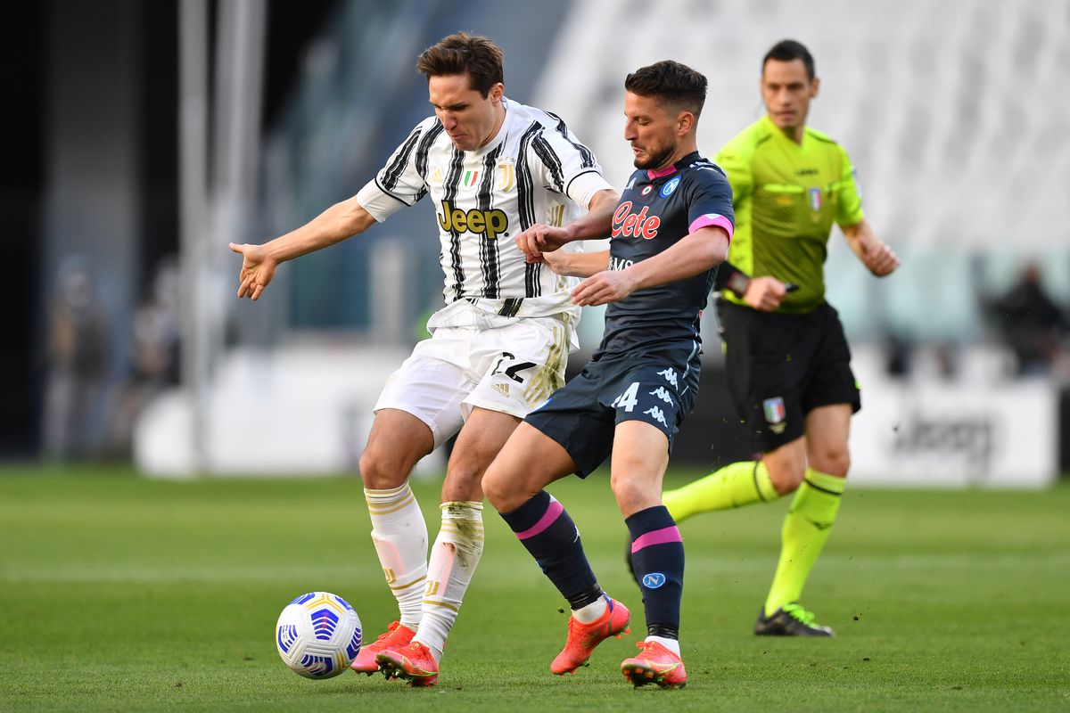 Juventus - Napoli 2-1 » Andrea Pirlo câștigă duelul cu Gennaro Gattuso și își salvează postul