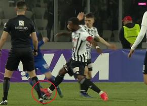 Fault brutal în U Cluj - CSA Steaua » Decizia arbitrului, inexplicabilă