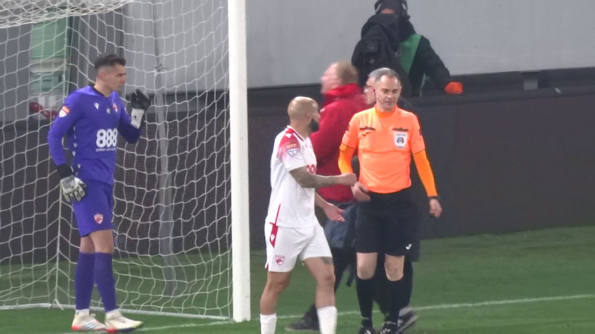 FOTO Arbitraj Dinamo - Oțelul 07.04.2023