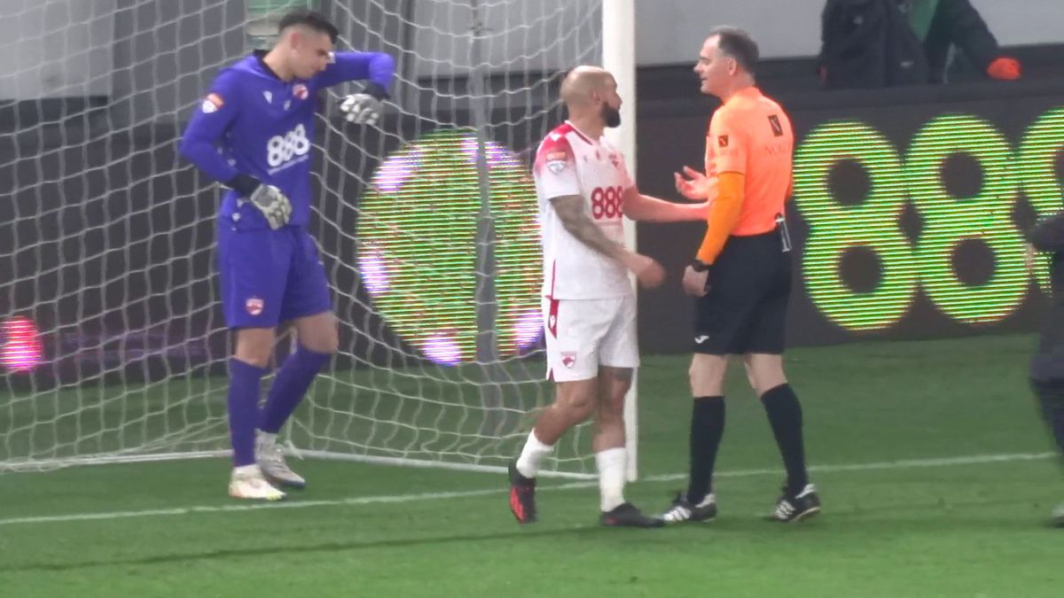 FOTO Arbitraj Dinamo - Oțelul 07.04.2023