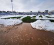 Se lucrează de zor la deszăpezirea stadionului echipei din play-out: „30 de deținuți sunt aici de la primele ore”