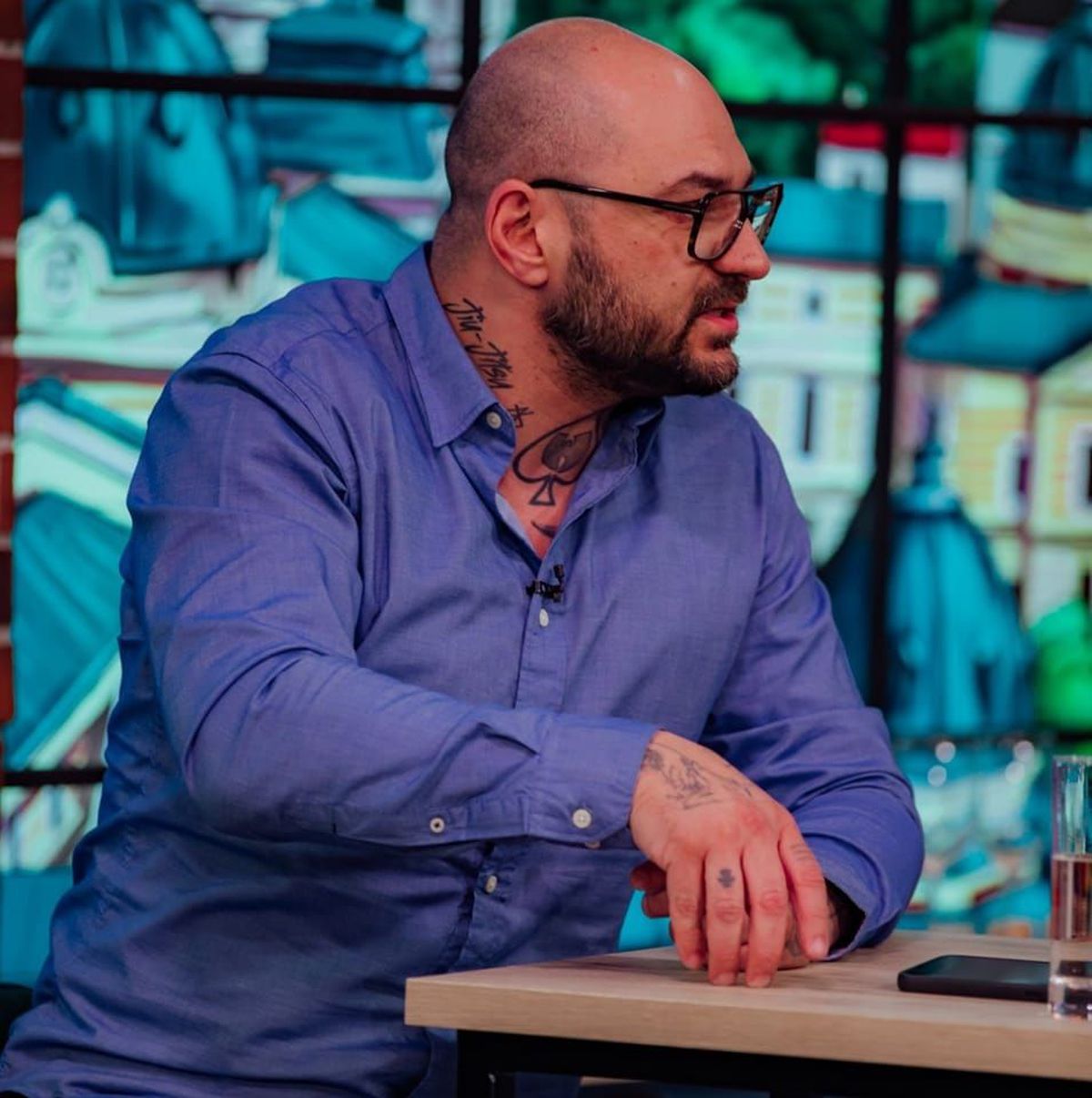 Băiatul lui Cătălin Zmărăndescu, criticat dur după ce a jignit-o pe soția unui component al Generației de Aur: „Te-ai făcut de râs”