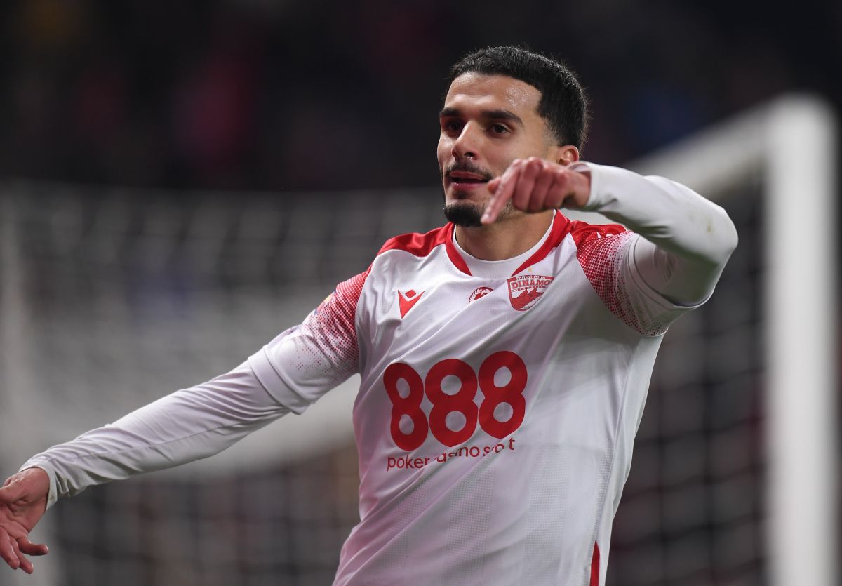 Imagini fabuloase după victoria cu Oțelul » Ce făcea Burcă în timp ce elevii lui sărbătoreau cu galeria