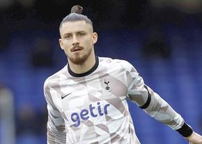 Tottenham - Nottingham » Radu Drăgușin, rezervă