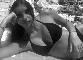 Ionuț Radu se iubește cu o bombă-sexy » Imaginile hot cu care partenera portarului a „aruncat” internetul în aer