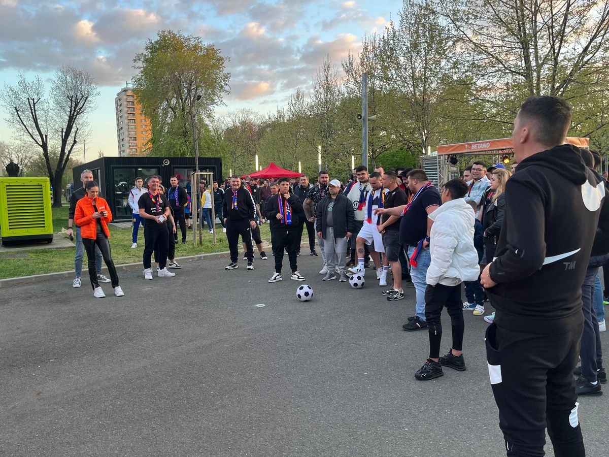 Agitație la stadion, în fan zone, înainte de FCSB - CSU Craiova