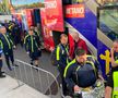 FCSB - Universitatea Craiova: echipele au ajuns la stadion