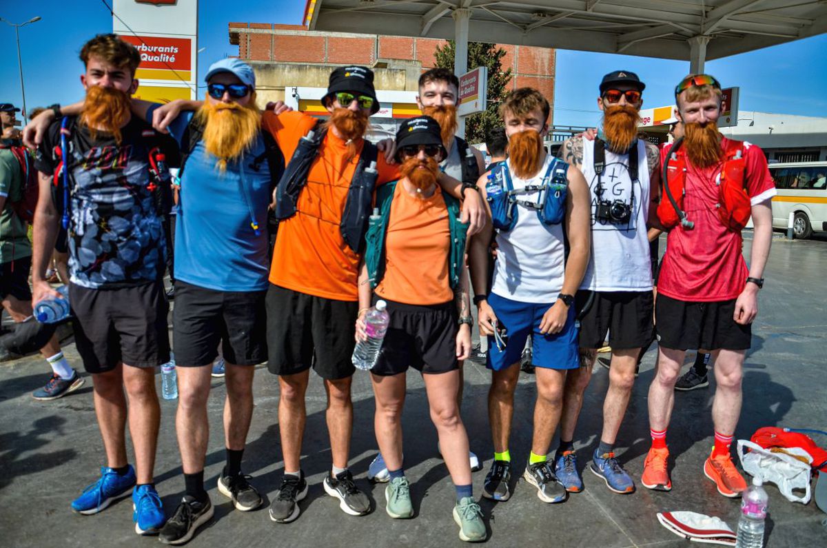 16.250 de kilometri, 385 de maratoane » Un britanic a traversat Africa de la sud la nord în alergare, în 351 de zile