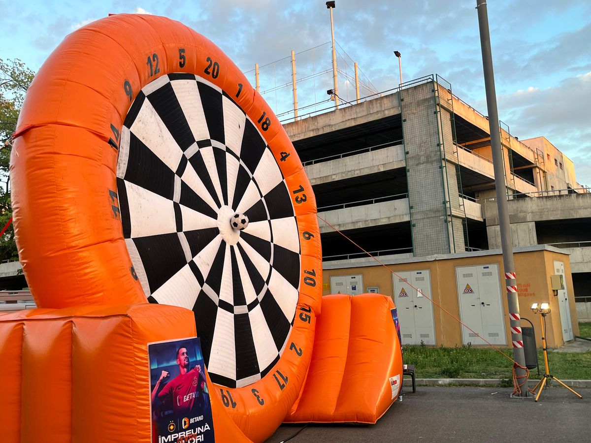 Agitație la stadion, în fan zone, înainte de FCSB - CSU Craiova