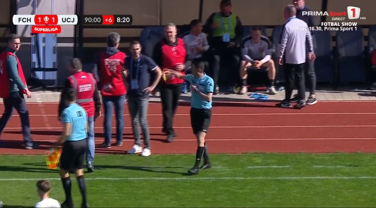 Sancțiuni drastice după scandalul de la FC Hermannstadt - U Cluj » Un jucător al clujenilor, amendat și suspendat o lună