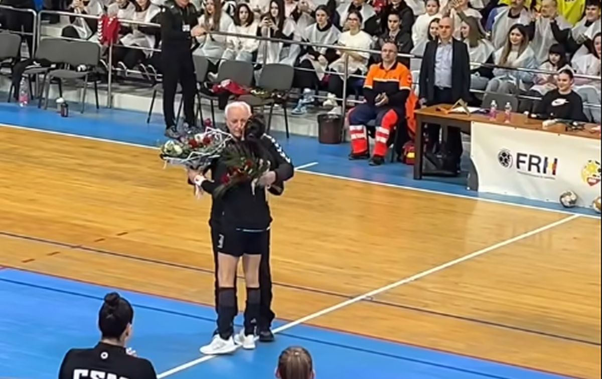 Turneul de retragere al Cristinei Neagu a ajuns la Zalău, casa „rivalului” Gheorghe Tadici » Cei doi s-au întâlnit în fața galeriei: moment unic