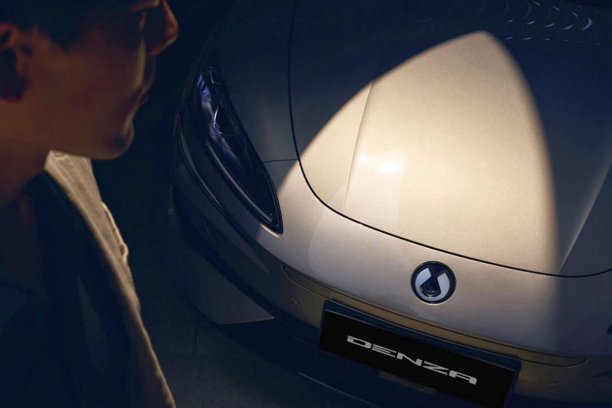 Noua mașină premium a chinezilor a fost lansată în Europa » Vine să se bată cu Mercedes și BMW, prețul este mult mai mic