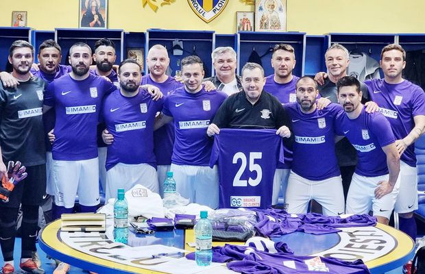 Meci de gală pe Giulești » Legendele Rapidului revin în iarbă pentru reluarea unei tradiții de peste opt decenii