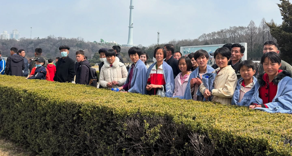 „Am fost cu nord-coreenii la o bere. Unul dintre ei s-a abțiguit și s-a dezbrăcat” » Dezvăluirile românului din Brașov care a alergat la maratonul de la Phenian
