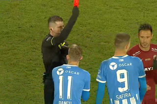 Lovitură primită de Universitatea Craiova! » Titularul incontestabil a luat roșu cu CFR Cluj și va lipsi cu FCSB