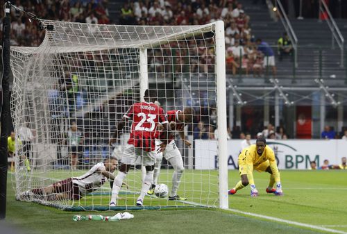 Primul gol încasat de Milan în acest campionat l-a avut autor pe Malick Thiaw, în minutul 30 al partidei cu Torino (2-2), tot pe San Siro / Foto: Imago