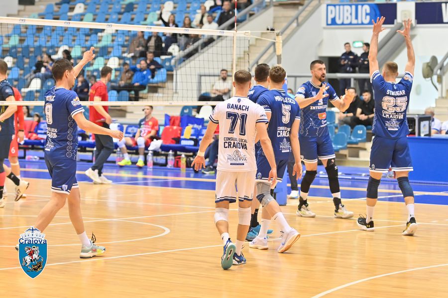 Dinamo, la un meci de titlul de campioană » SCM Craiova, aproape de medalia de bronz la volei masculin
