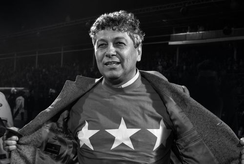 Mircea Lucescu, cel mai titrat nume din istoria fotbalului românesc, a încetat din viață astăzi, la vârsta de 80 de ani.
