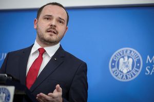 Ministrul Sănătății, întrebat de starea lui Mircea Lucescu: „ Este într-o stare critică, îngrijit la terapie intensiv”